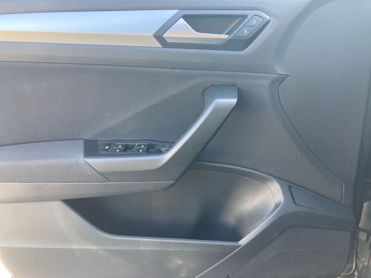 Volkswagen T-Roc LIFE 1.0TSI - Samsaru's Car Outlet