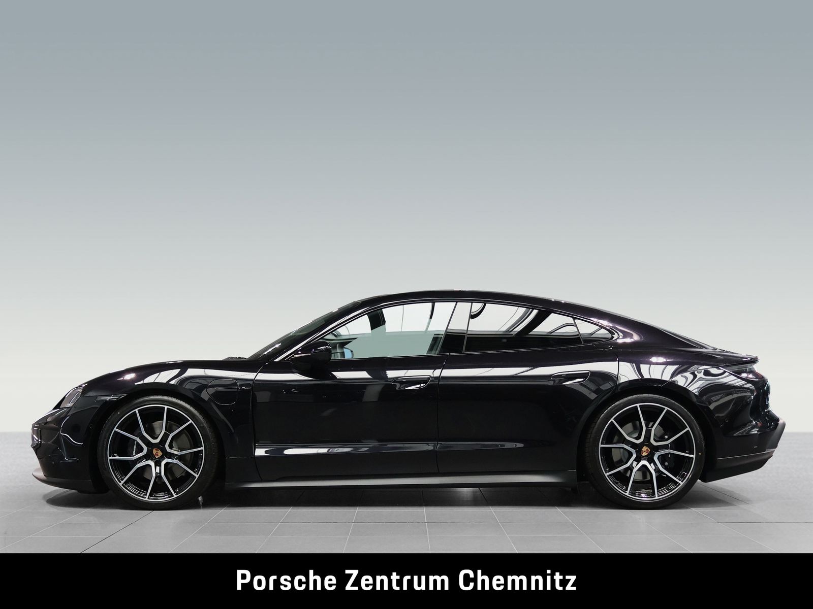Porsche Taycan 4 Großer Akku!;4+1Sitze;Pano;BOSE