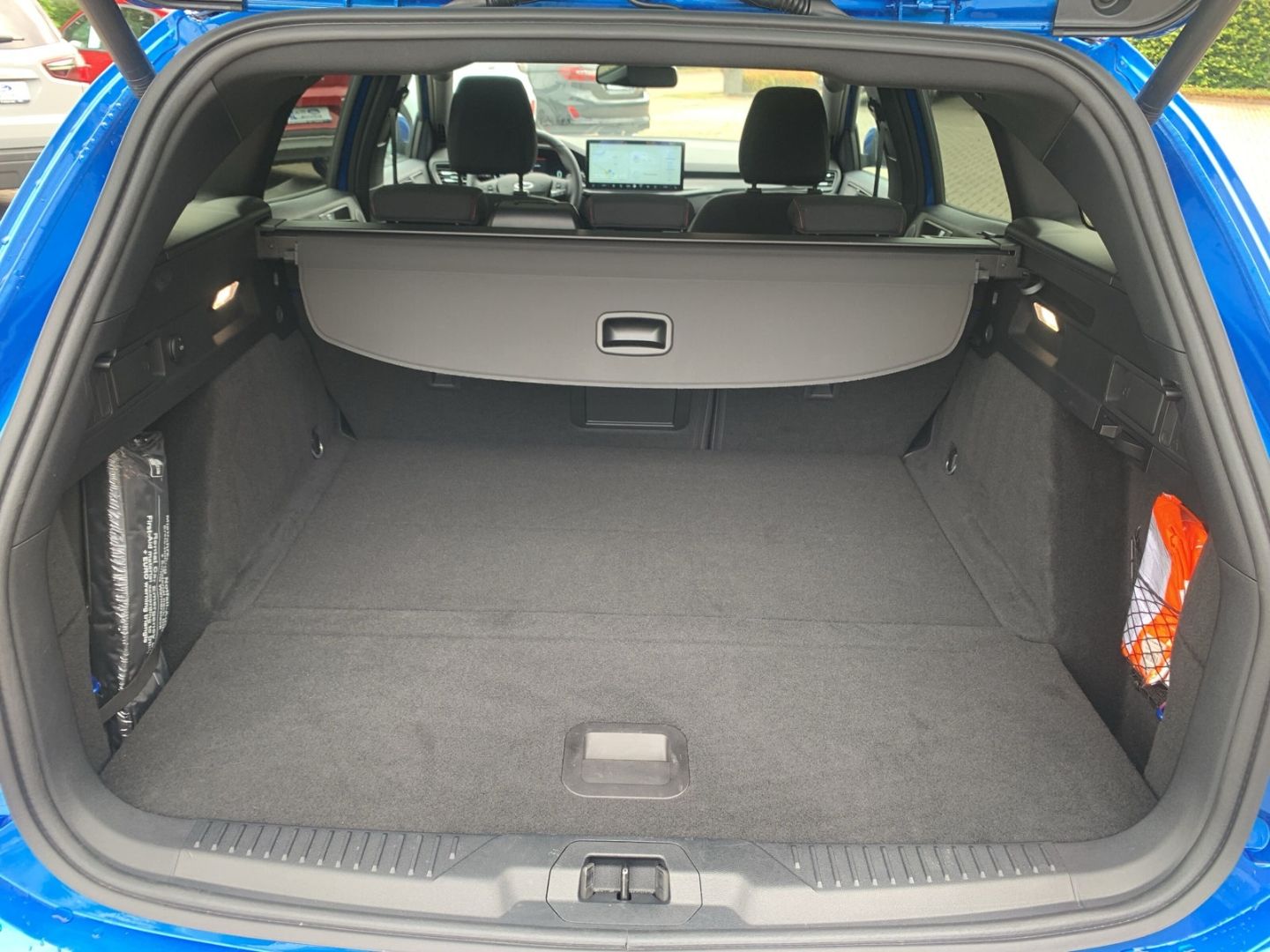 Ford Focus Turnier ST-Line X El. Panodach Navi Digita