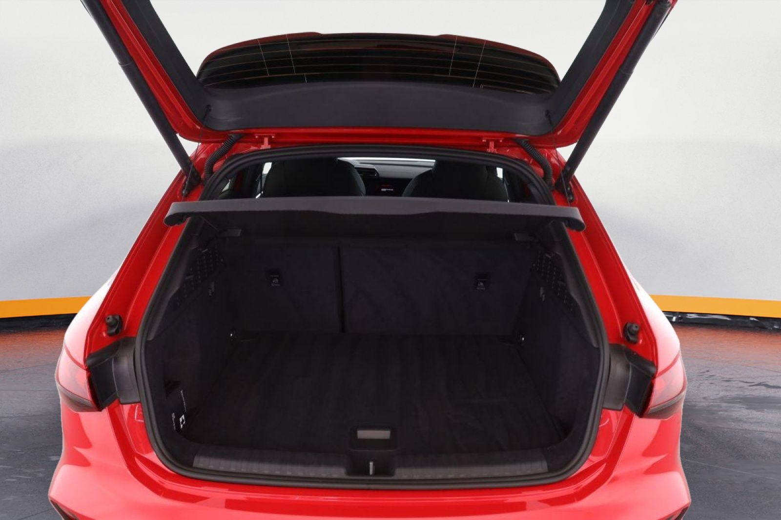 Audi A3 Sportback 30 TFSI S line - Samsaru's Car Outlet