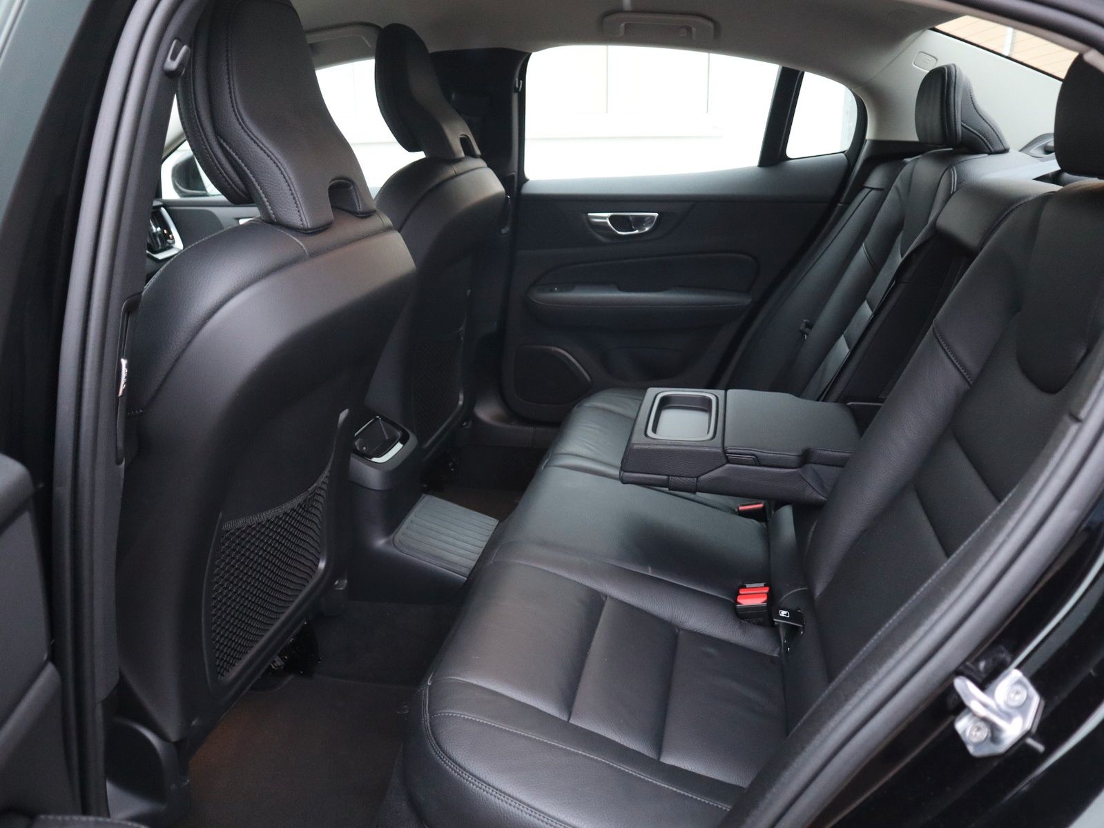 Volvo S60 T8 Inscription Recharge Plug-In Hybrid AWD