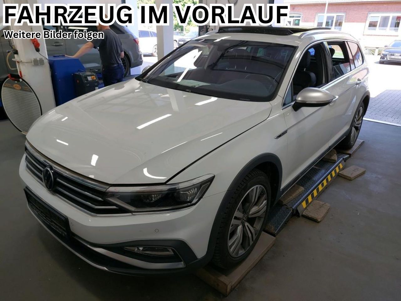 Volkswagen Passat Alltrack CAM Matrix PANO Massage ACC Memo