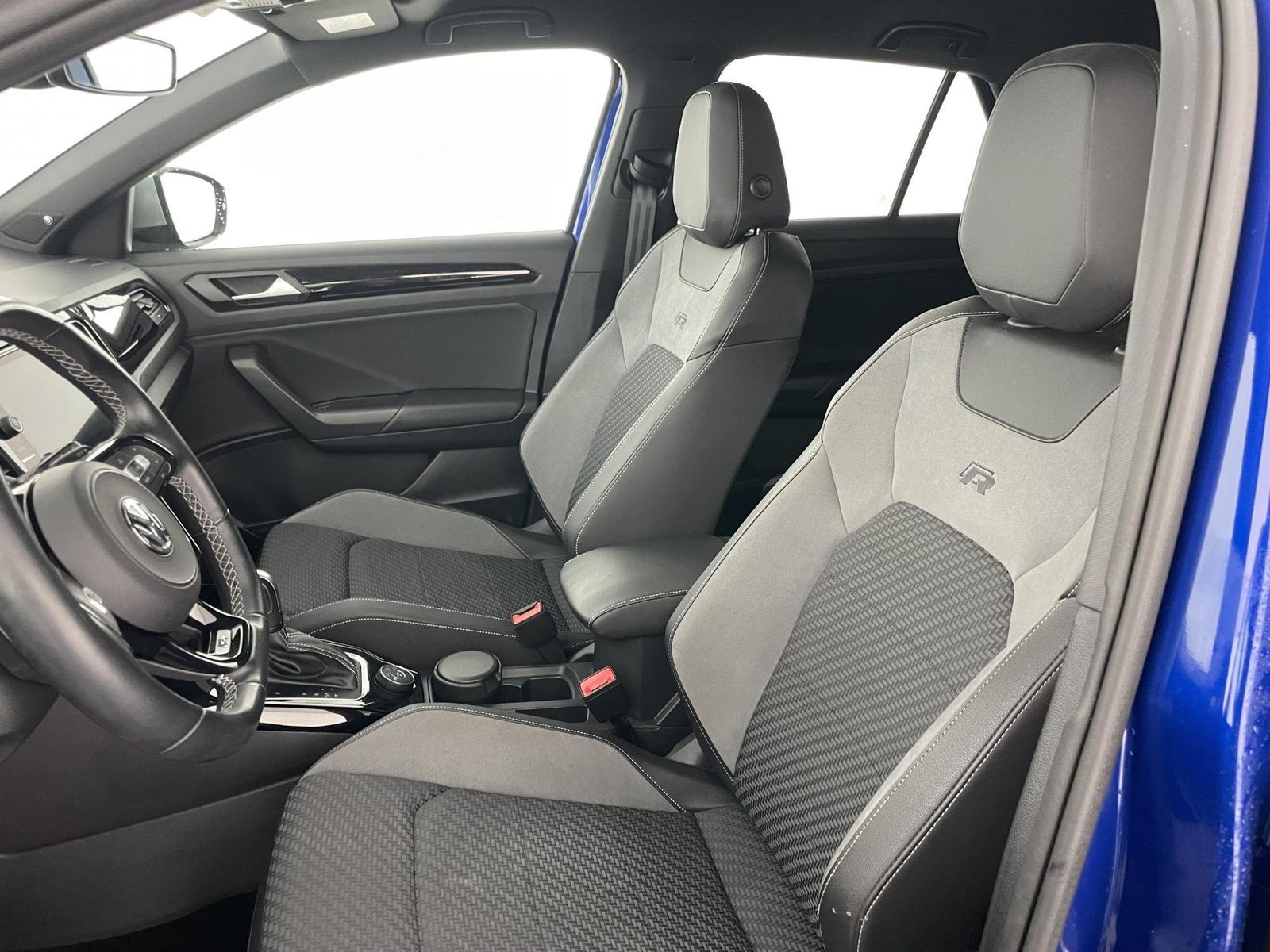 Volkswagen T-Roc 2.0 TSI 4-Motion R - Samsaru's Car Outlet