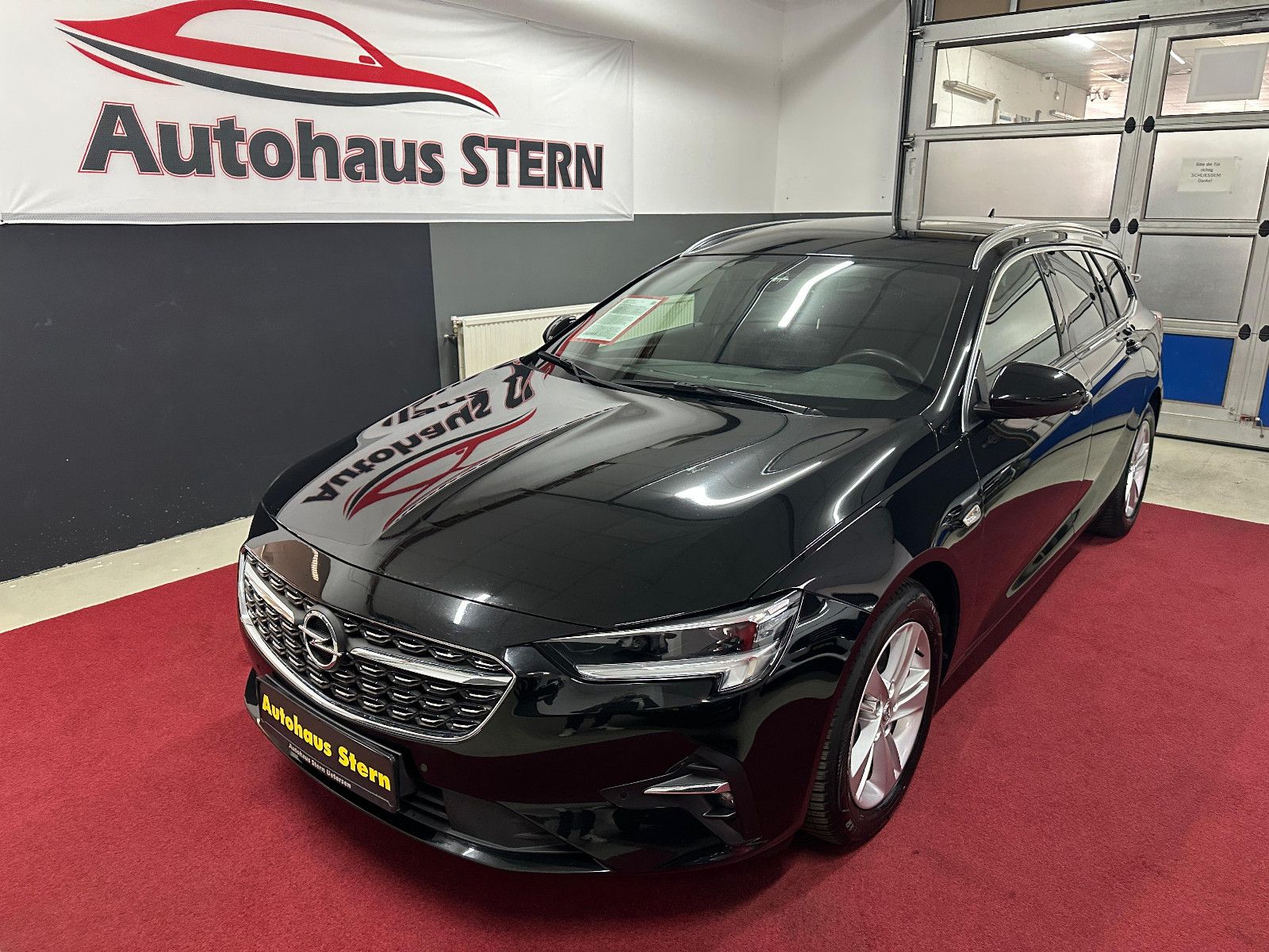 Opel Insignia B Sports Business - Samsaru's Car Outlet