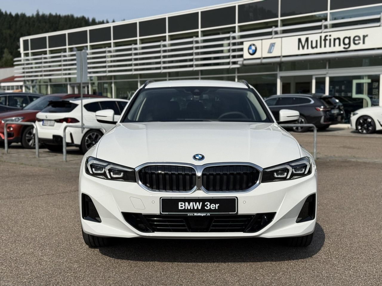 BMW 330e xDrive Touring LED HUD AHK 18"