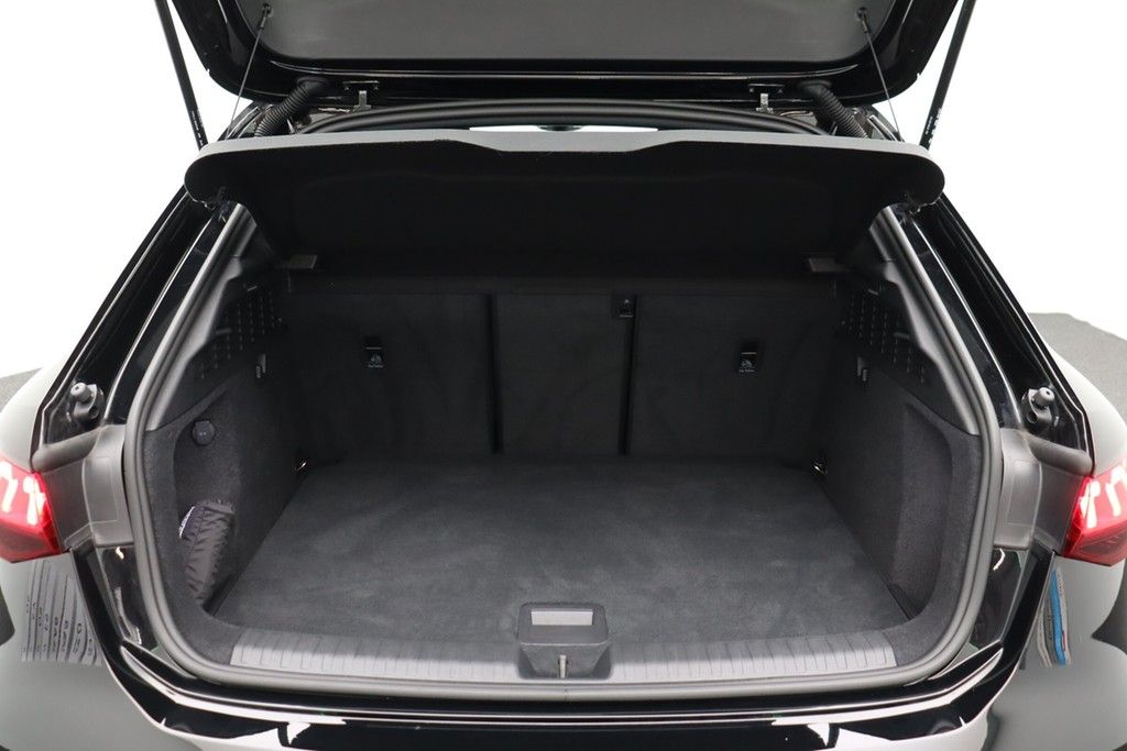 Audi A3 Sportback 35 TFSI . Virt.Cockpit LED Navi