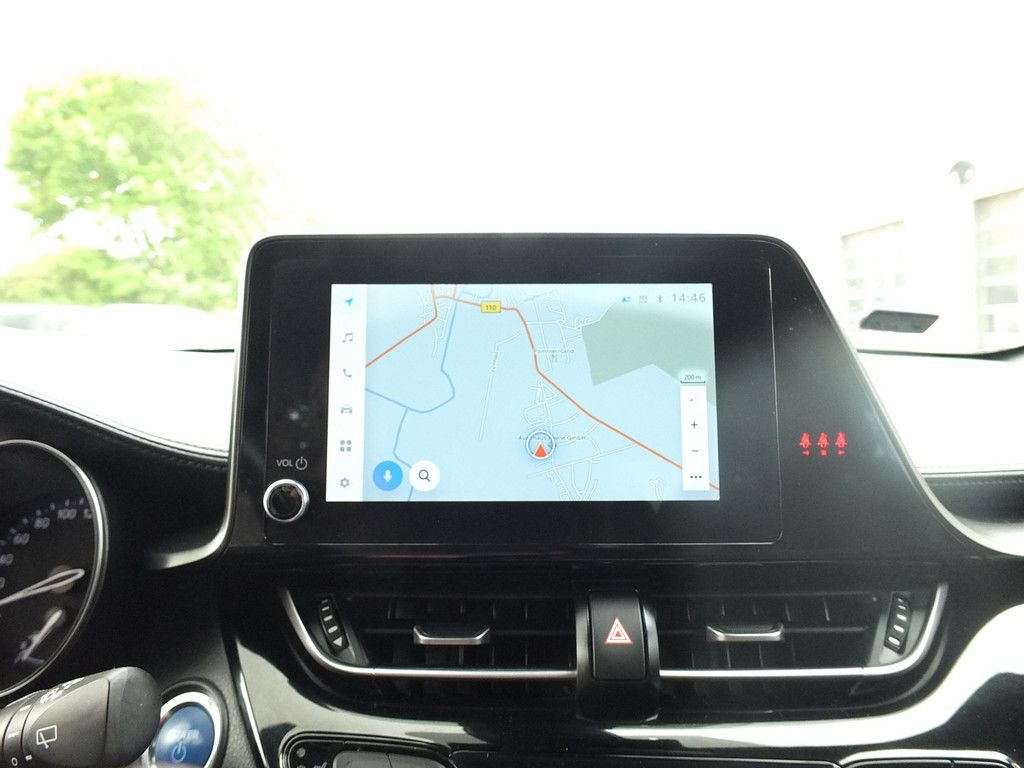 Toyota C-HR 2.0 Hybrid - Samsaru's Car Outlet
