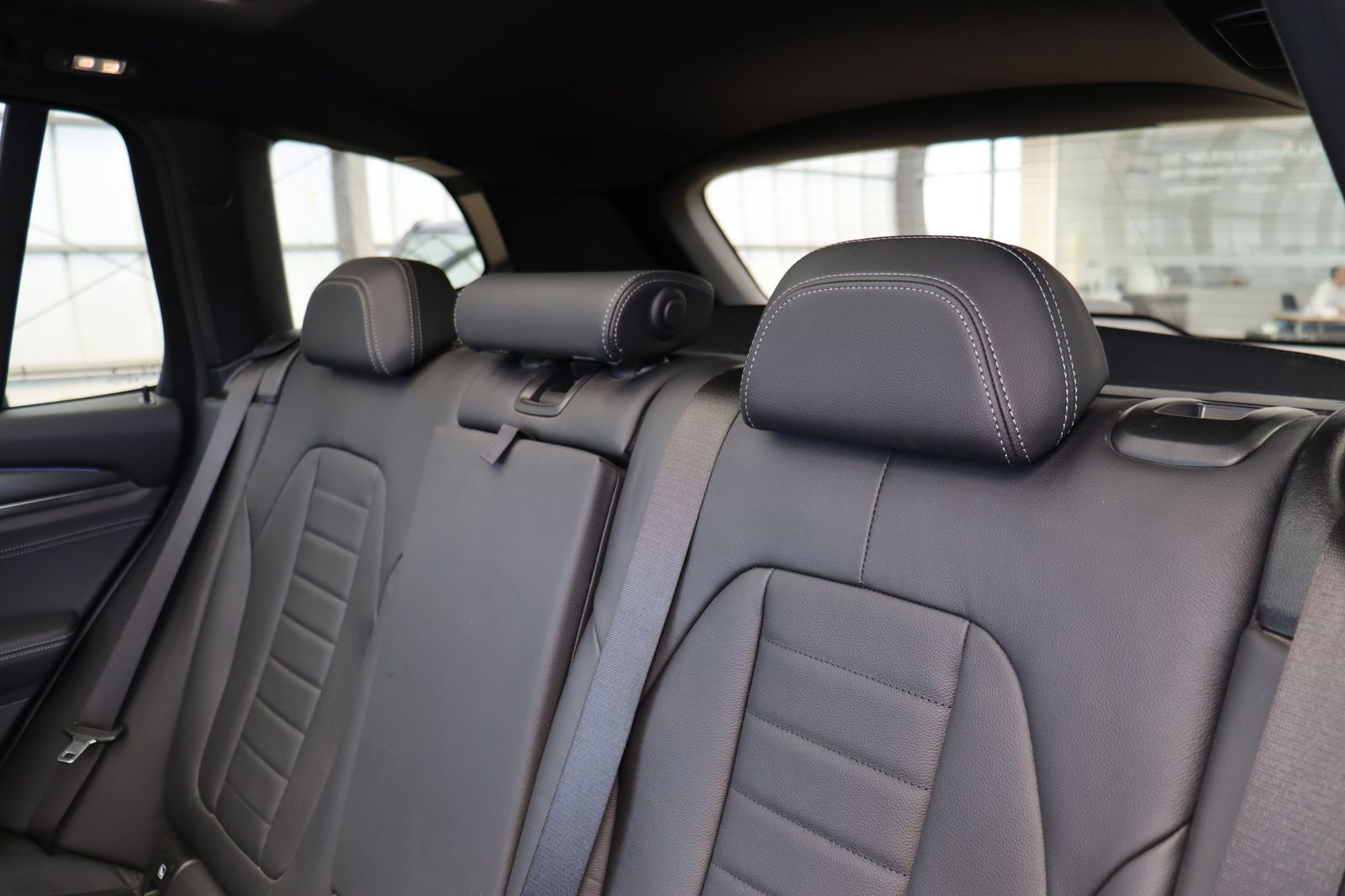 BMW X3 xDrive20d M SPORT - Samsaru's Car Outlet
