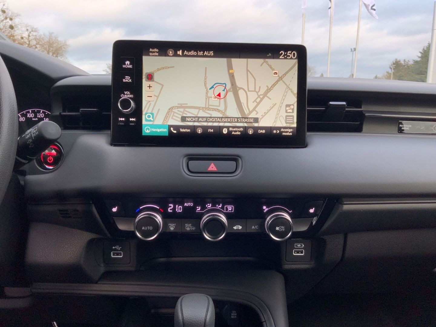 Honda HR-V Hybrid Elegance Navi LED ACC Klimaautom Fah