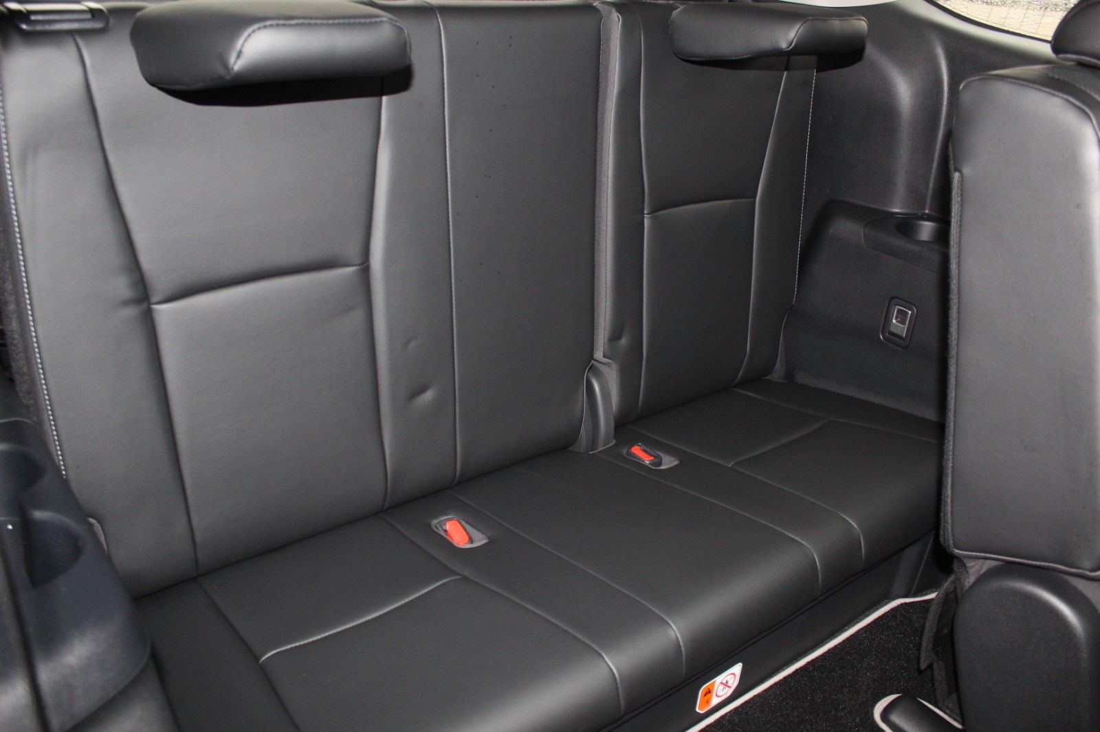Toyota Highlander Hybrid Luxury*7-Sitzer*PANO*1.Hd.*ACC