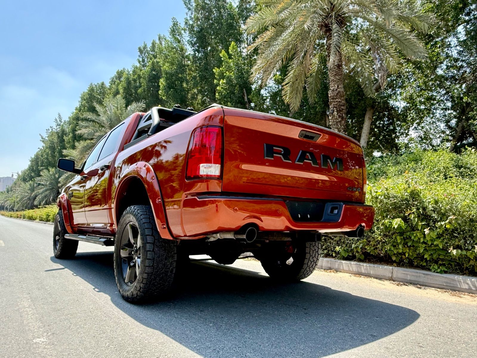 Dodge LPG*V8*4X4*SPORT*AHK*ROLLBAR*OFFROAD*LIFT*GARANT