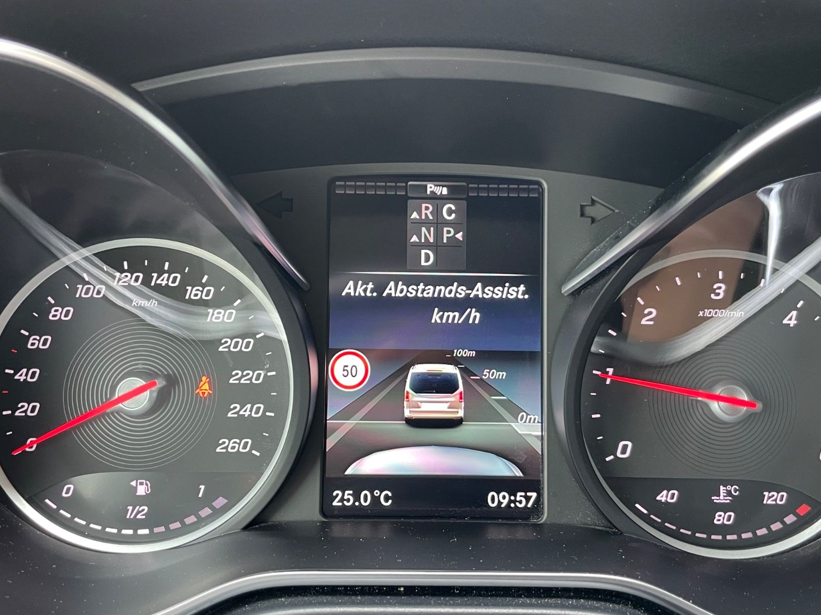 Mercedes-Benz V 300 d AMG - Samsaru's Car Outlet