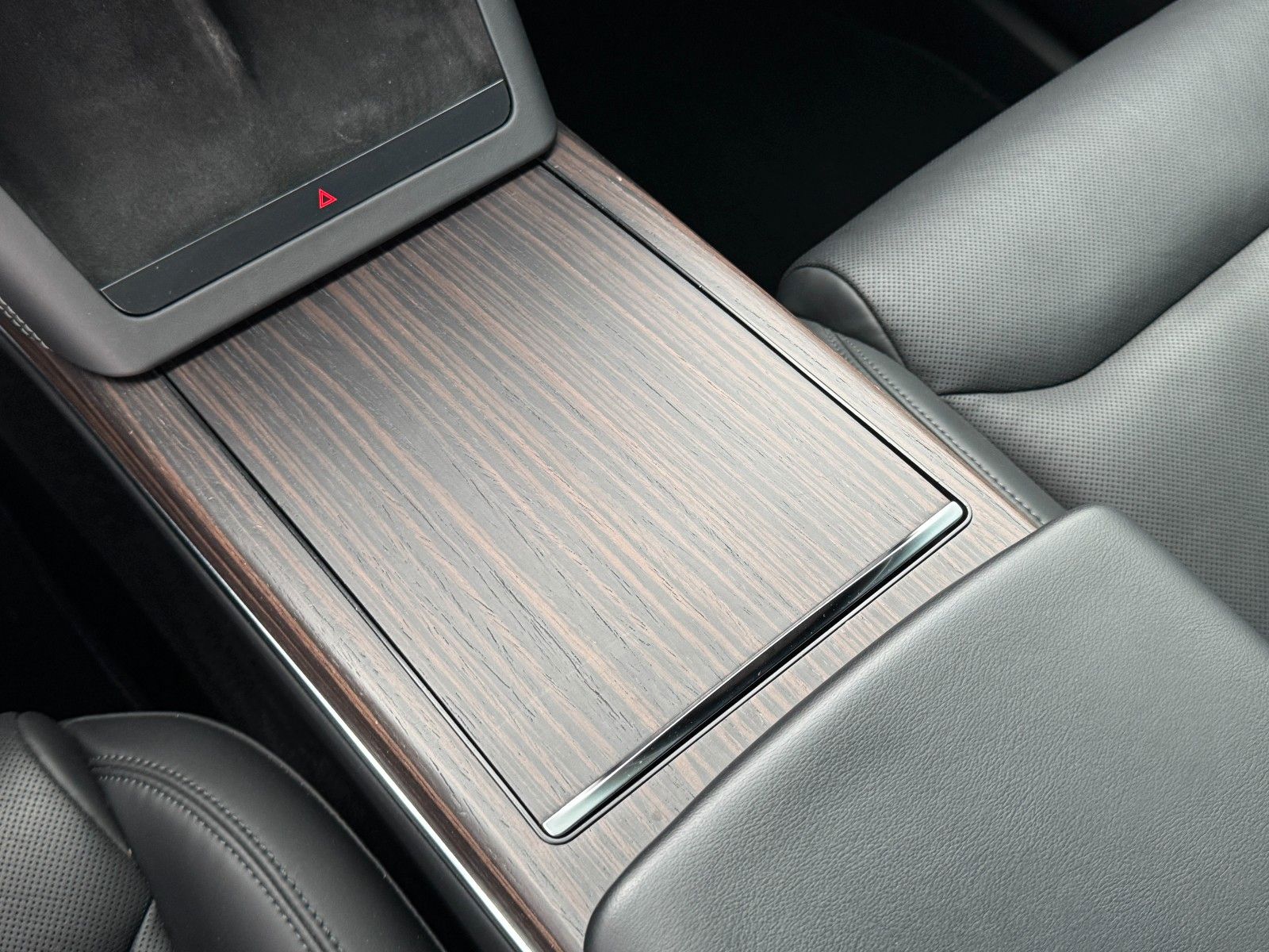 Tesla MODEL X PALLADIUM |  HW 4 USS | 6 SEATER |