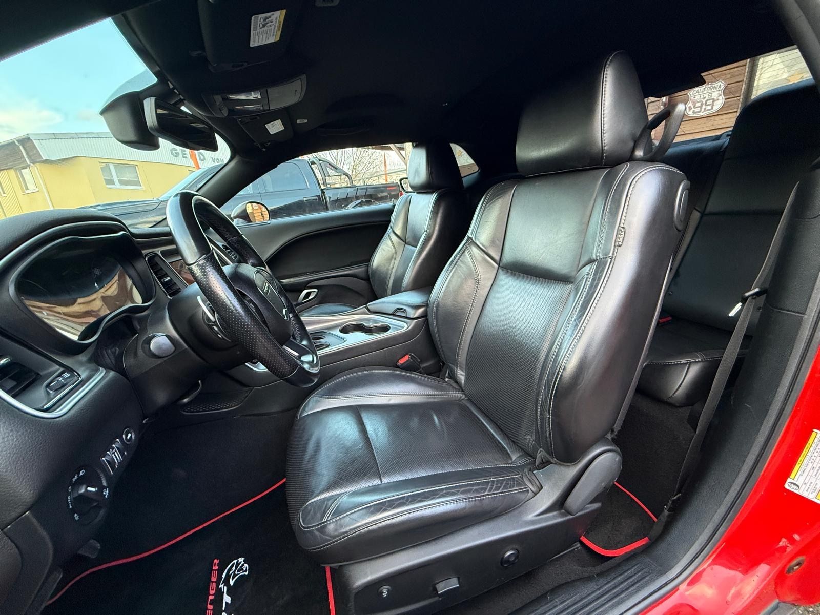 Dodge 5,7 V8*SRT KIT*LEDER*NAVI*KEYLESS*GARNTIE*SERVIC