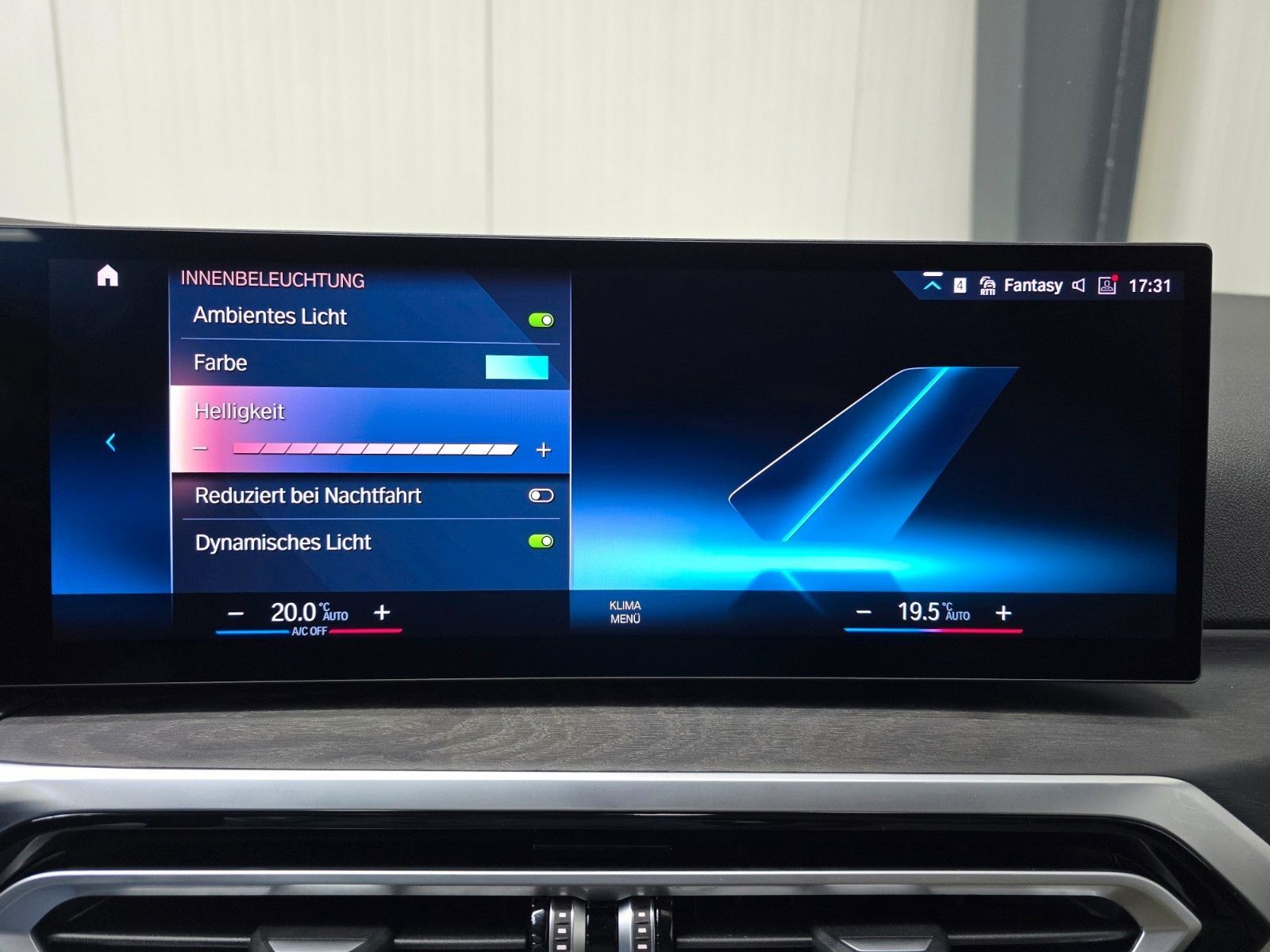BMW 330e xDrive M Sport Pro - Samsaru's Car Outlet