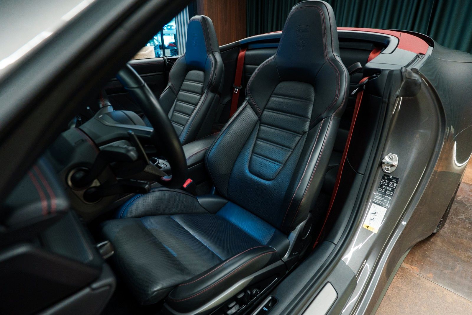 Porsche 992  4 GTS - Voll - Voll - New Service