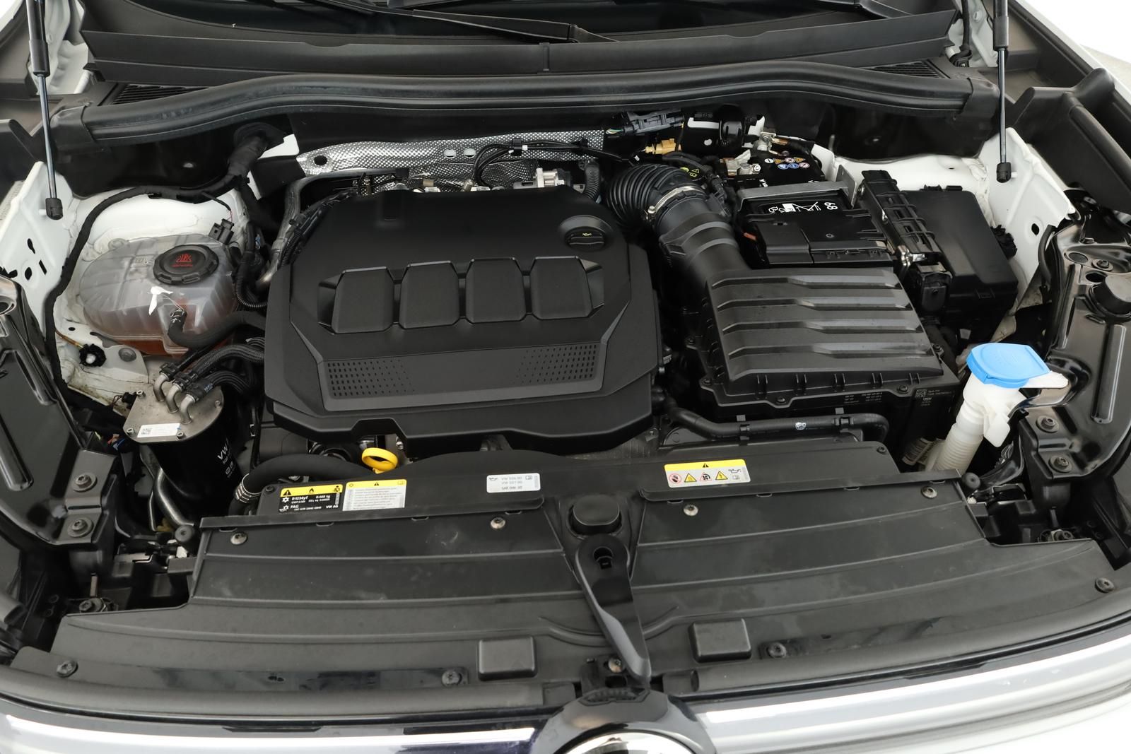 Volkswagen Tiguan 2.0 TDI 4M DSG R-Line Leder Pano Navi 360