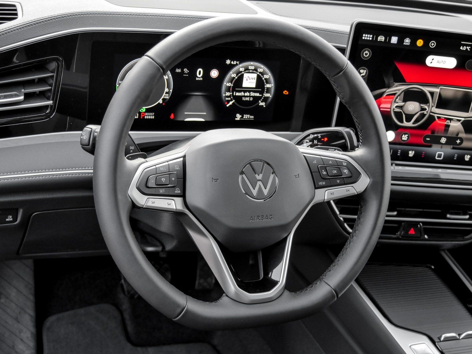 Volkswagen Passat Variant Elegance eHybrid AHK Pano Leder H