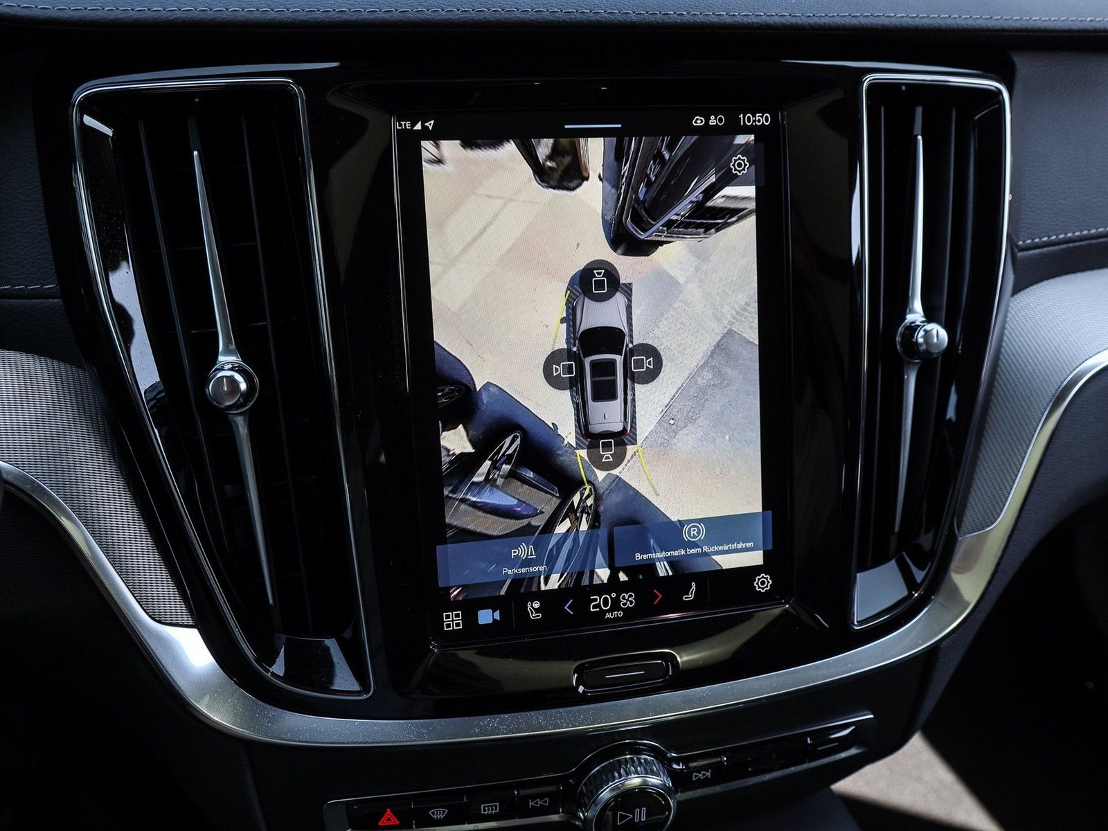 Volvo V60 T6 Recharge AWD Ultra Dark NP:76.940,-//AHK/