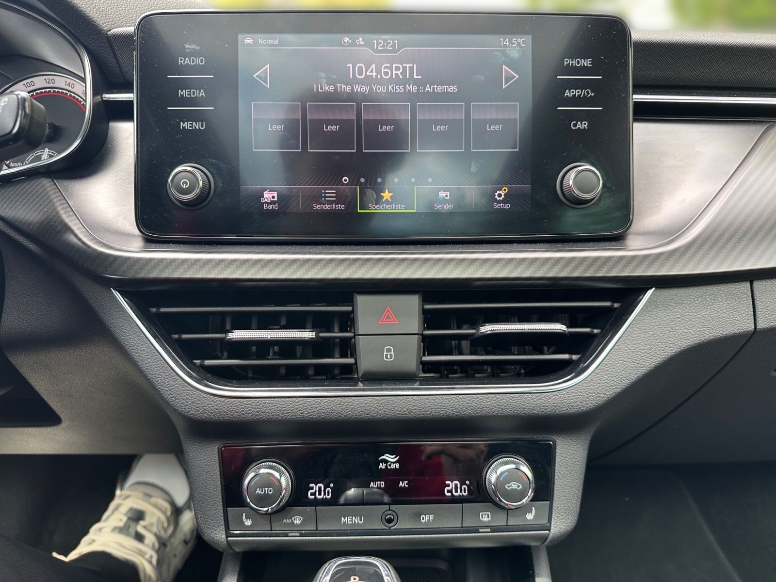 Skoda KAMIQ TSI 1.0 MONTE CARLO - Samsaru's Car Outlet