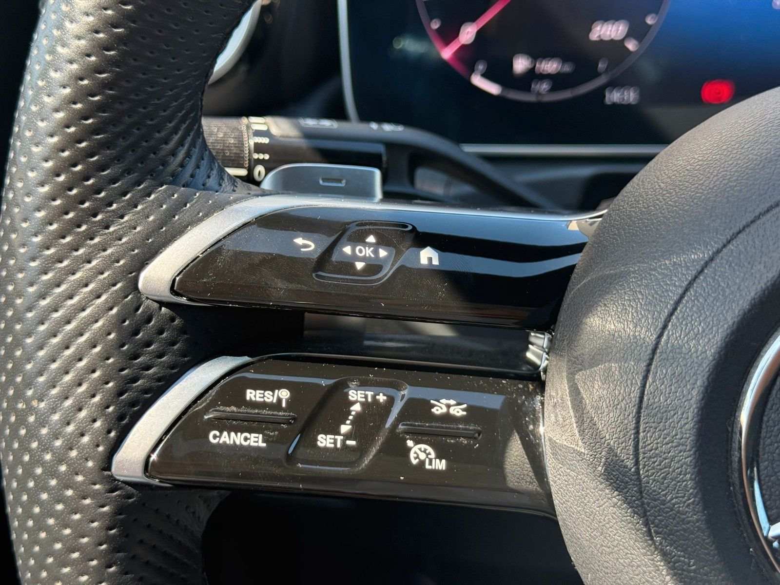 Mercedes-Benz C 300d 4M AMG - Samsaru's Car Outlet