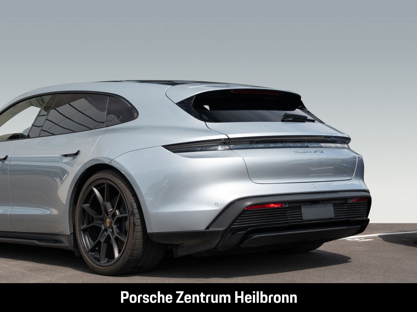 Porsche Taycan GTS Sport Turismo BOSE Panorama 21-Zoll