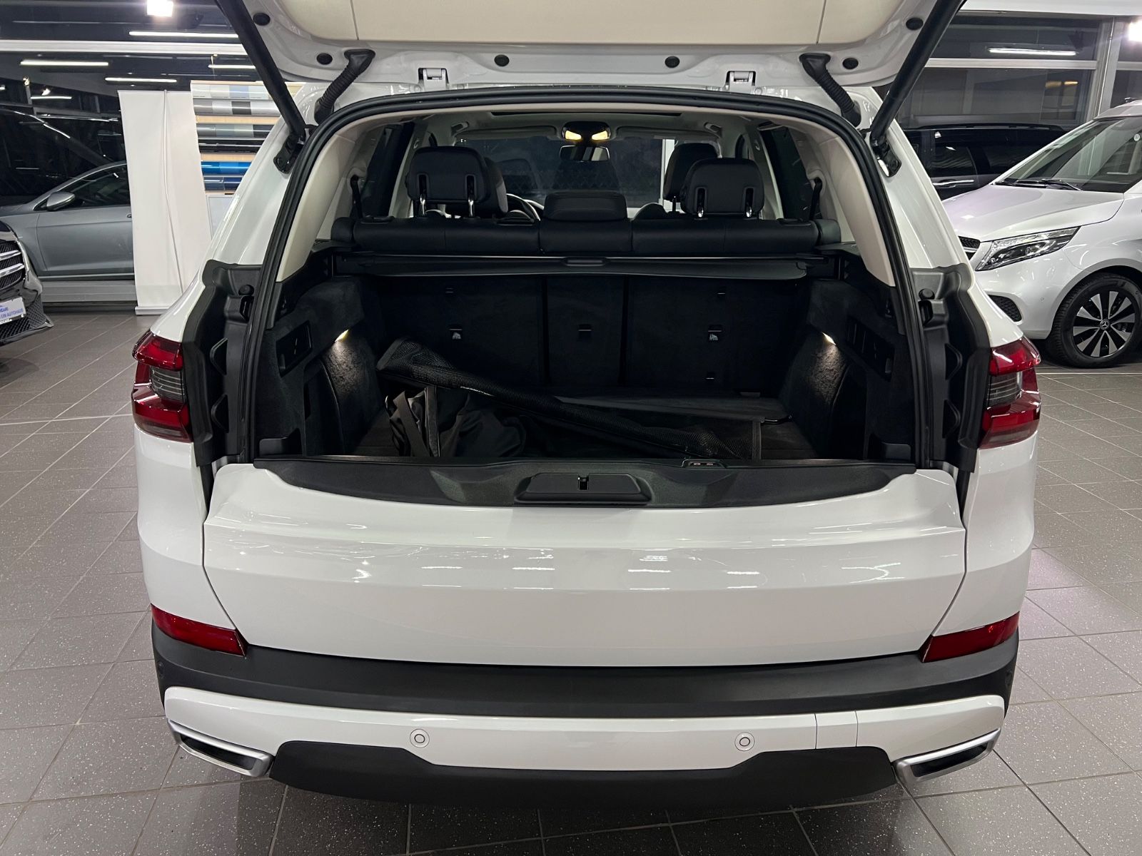 BMW X5 xDrive 45 e ACC+PARKPLUS+Pano+HuD+VERNASCA