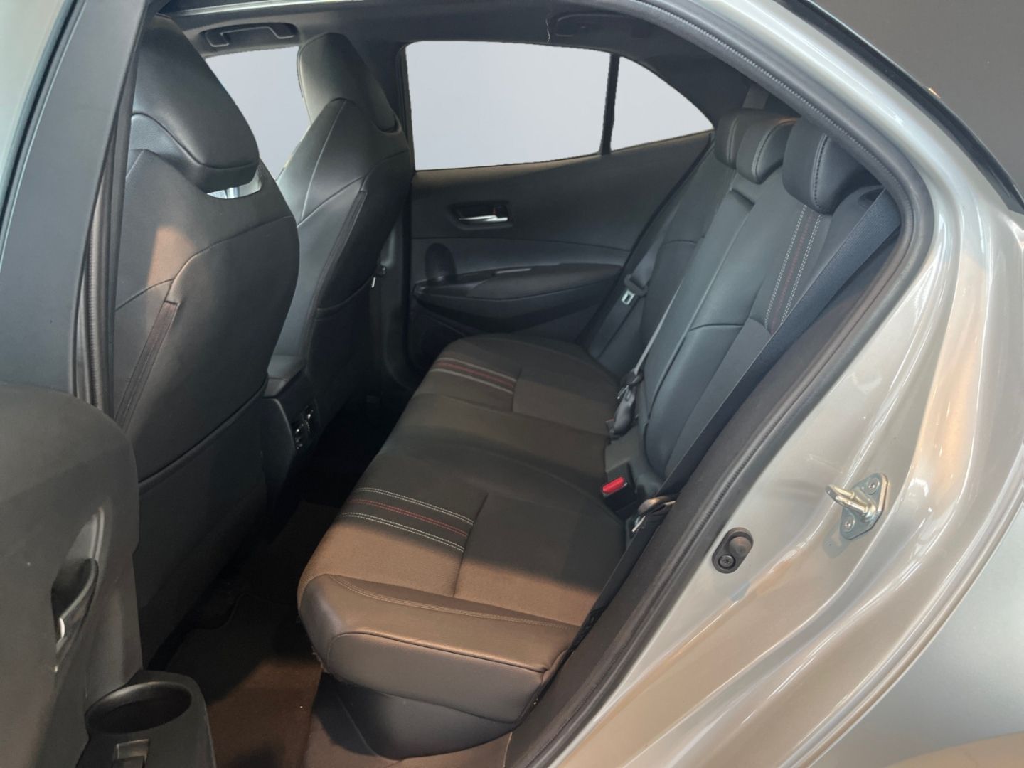Toyota Corolla 2.0 Hybrid GR Sport - Samsaru's Car Outlet