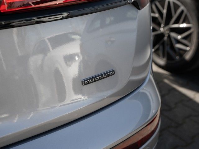 Audi Q5 40 TFSI quattro S line - Samsaru's Car Outlet