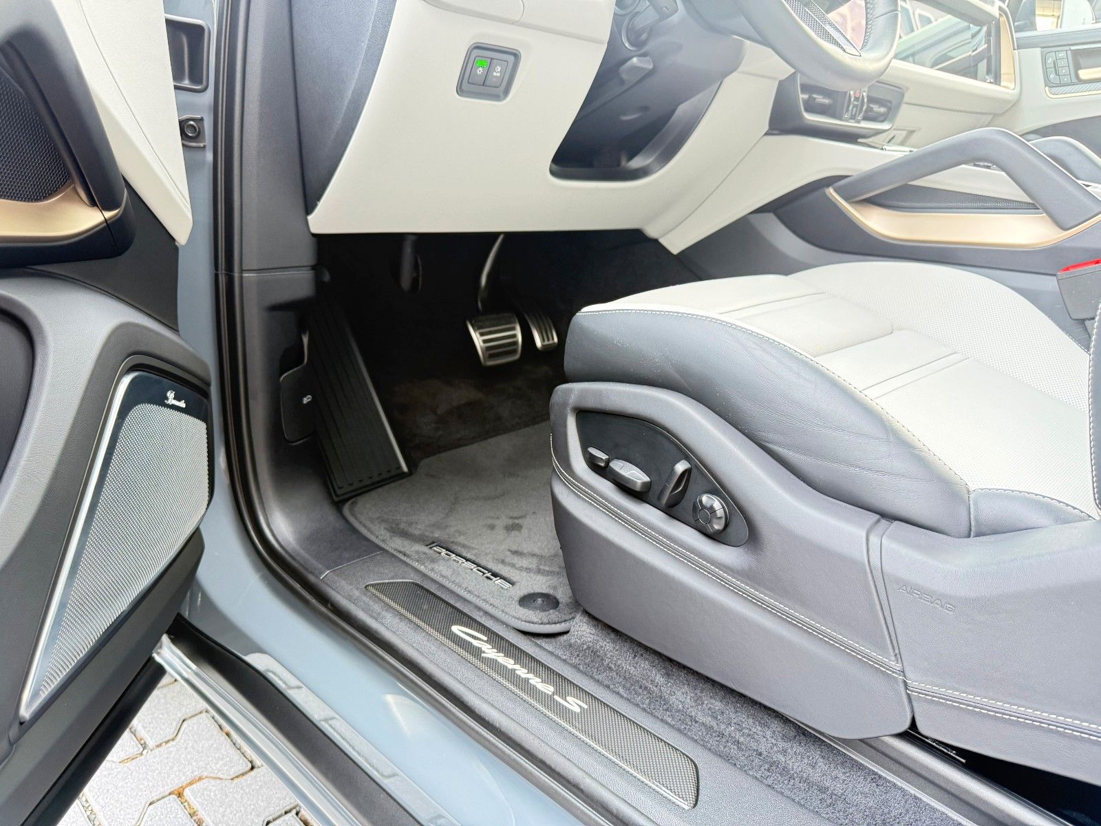 Porsche Cayenne*CoupeS*Individual*3xTV*360°ACC*BURMESTER