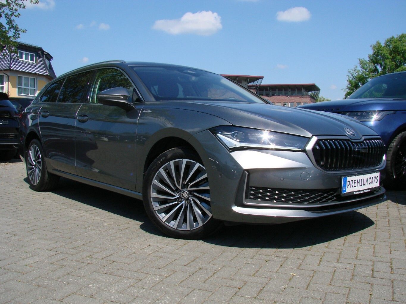 Skoda Superb 2.0TDi L&K 4x4 ACC LED AHK H&K 360º