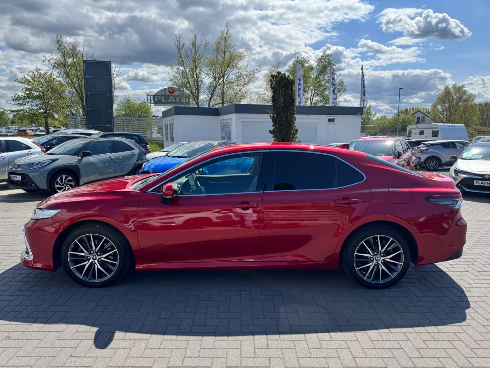 Toyota Camry Hybrid Executive