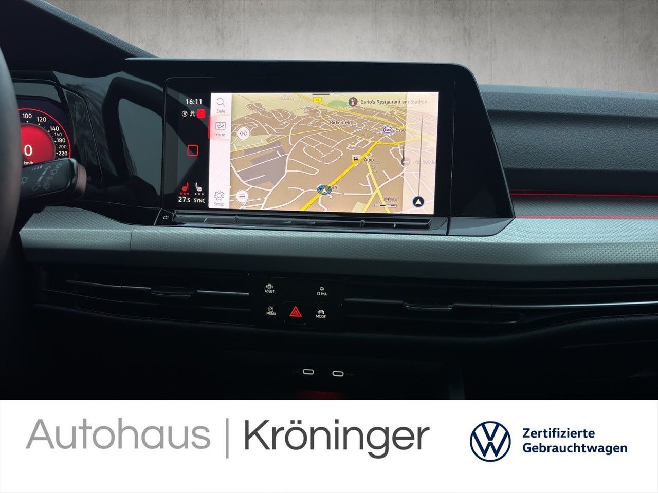 Volkswagen Golf VIII MOVE 1.5 TSI - Samsaru's Car Outlet