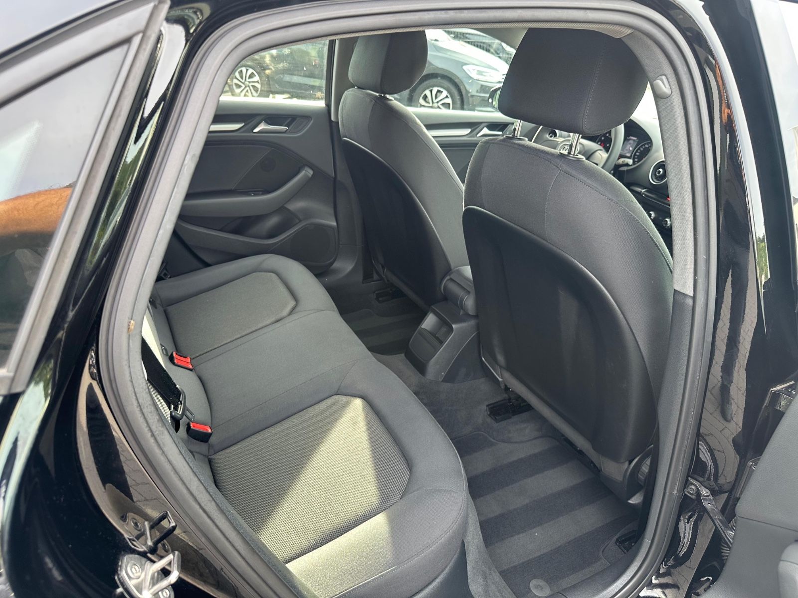 Audi A3 Limousine 30 TFSI - Samsaru's Car Outlet