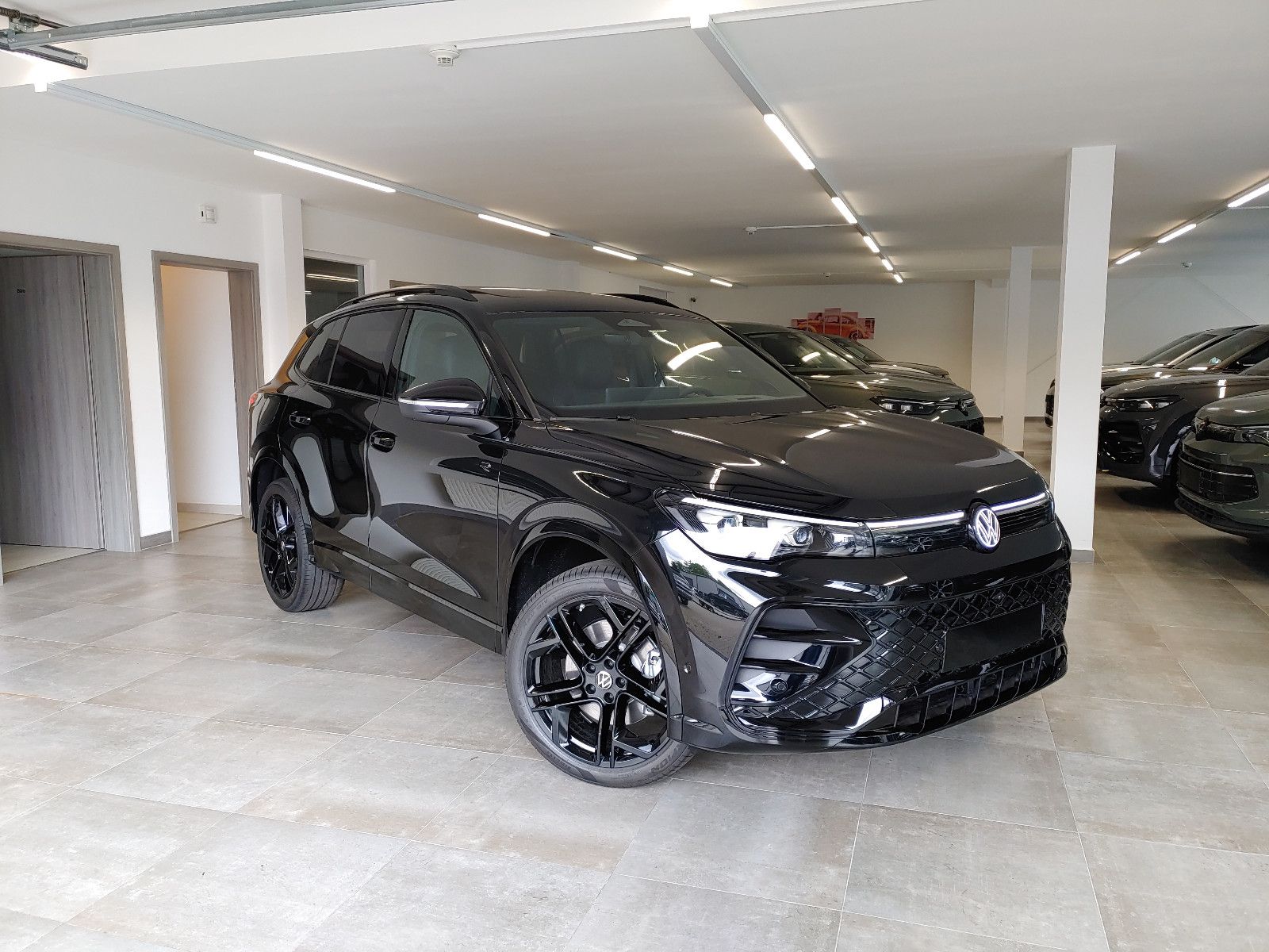 Volkswagen Tiguan eHybrid 200 R-Line Leder/Pano/360°/Sound