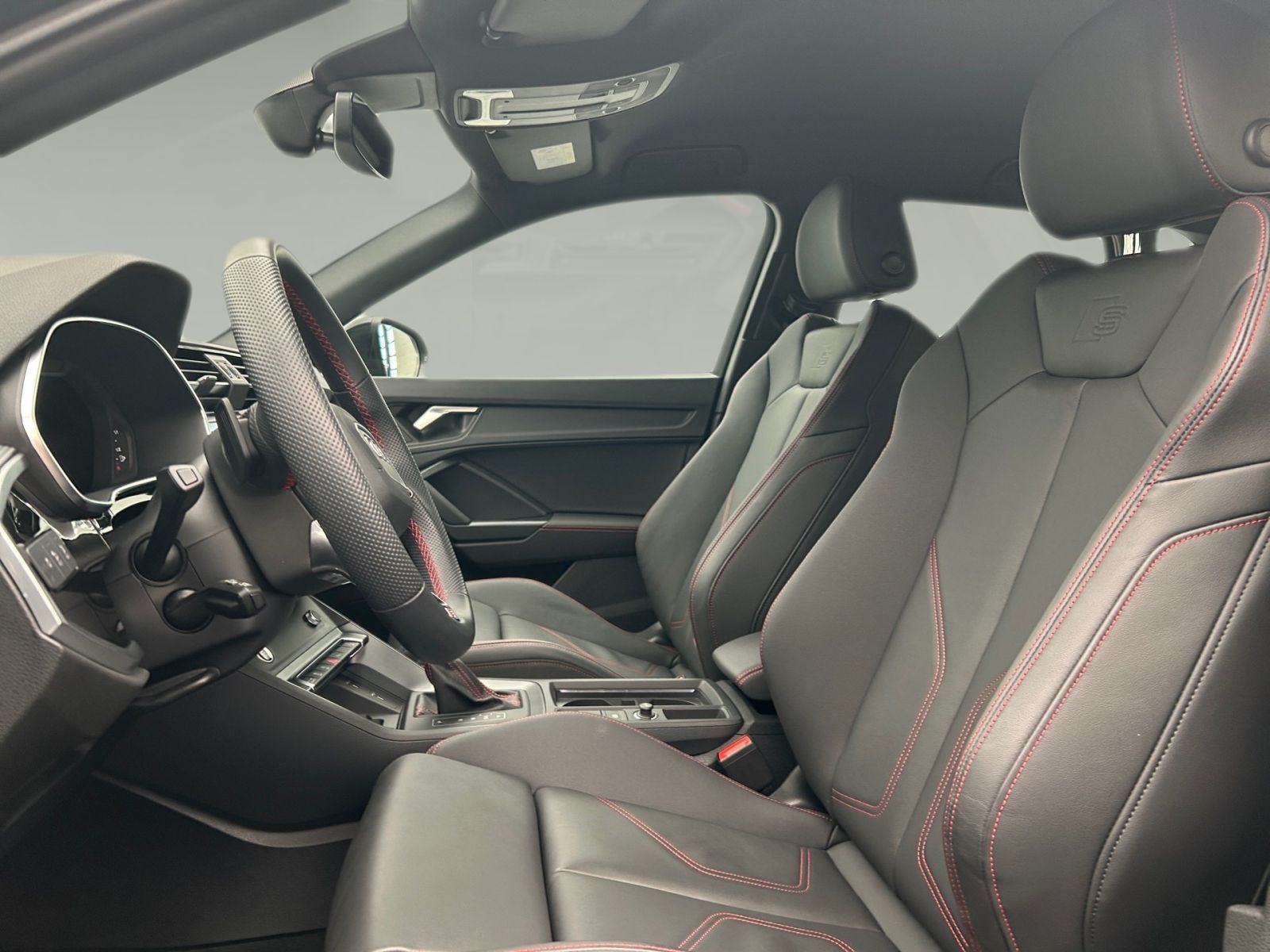Audi Q3 40 TDI quattro S line - Samsaru's Car Outlet