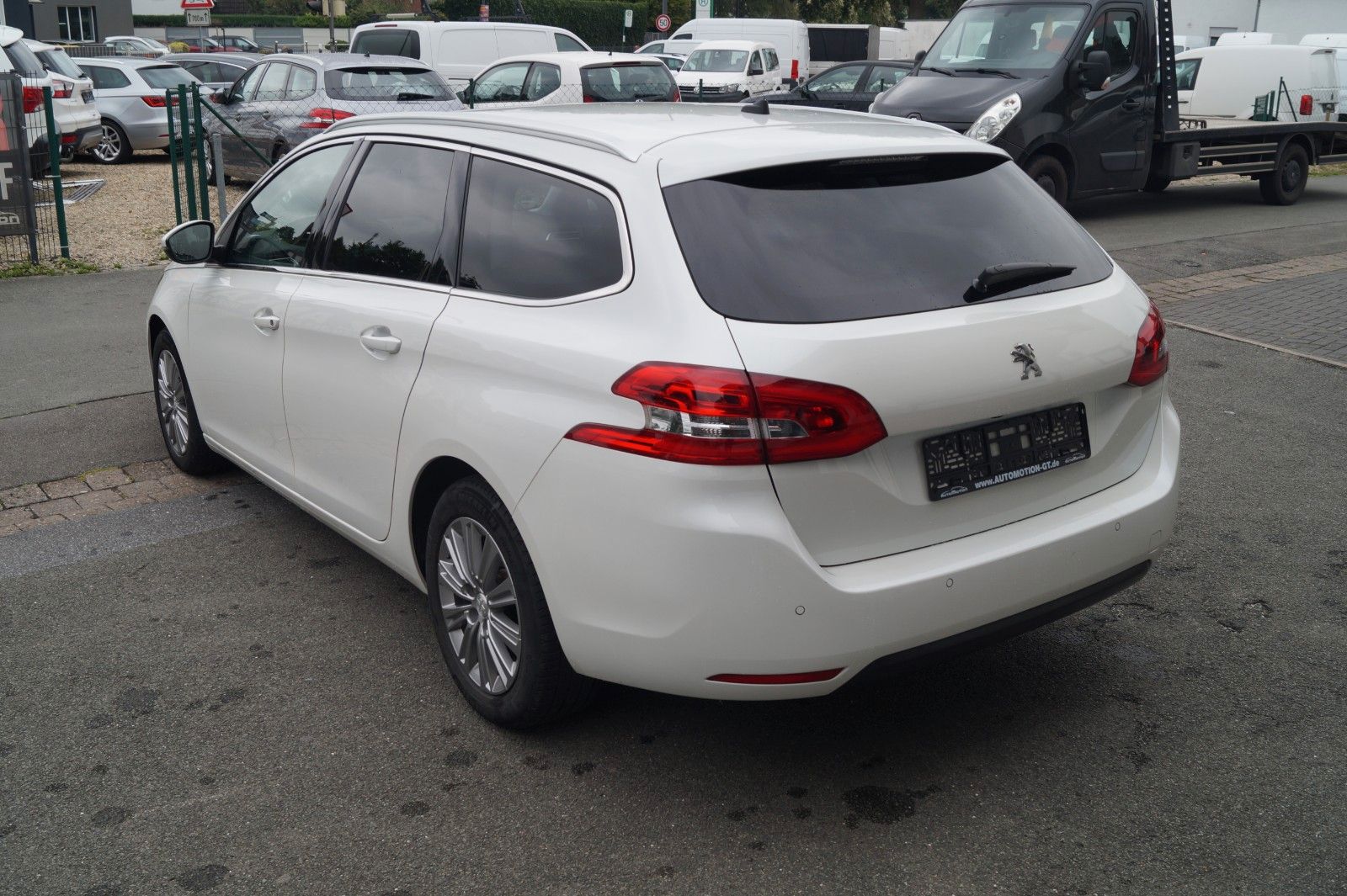 Peugeot 308 SW - Samsaru's Car Outlet