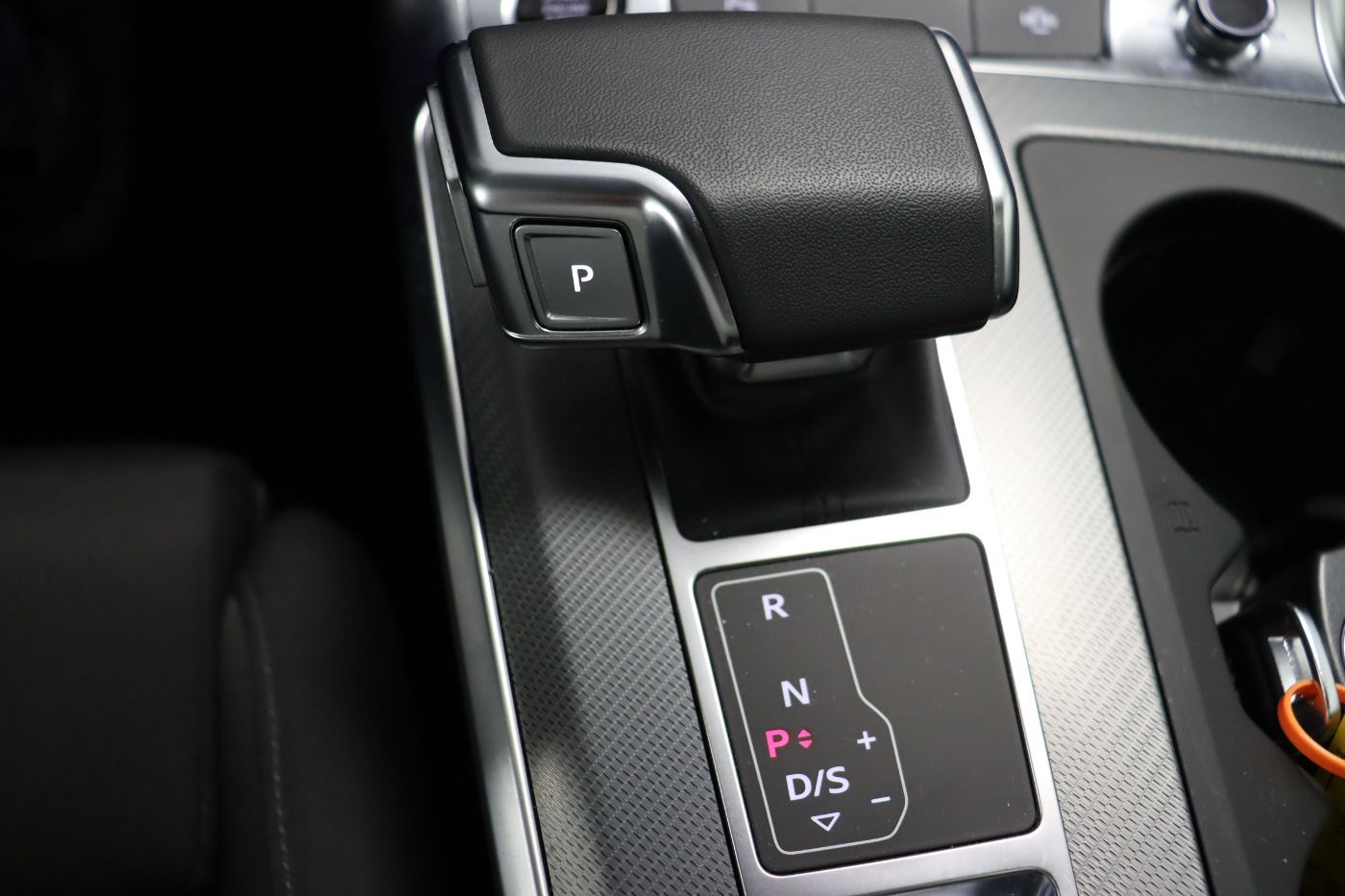 Audi A6 Avant 40 TDI quattro S tronic sport - Samsaru's Car Outlet