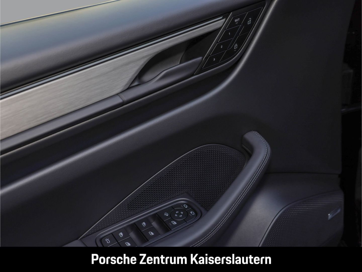 Porsche Macan 4 BOSE Luftfederung Rückfahrkamera LED
