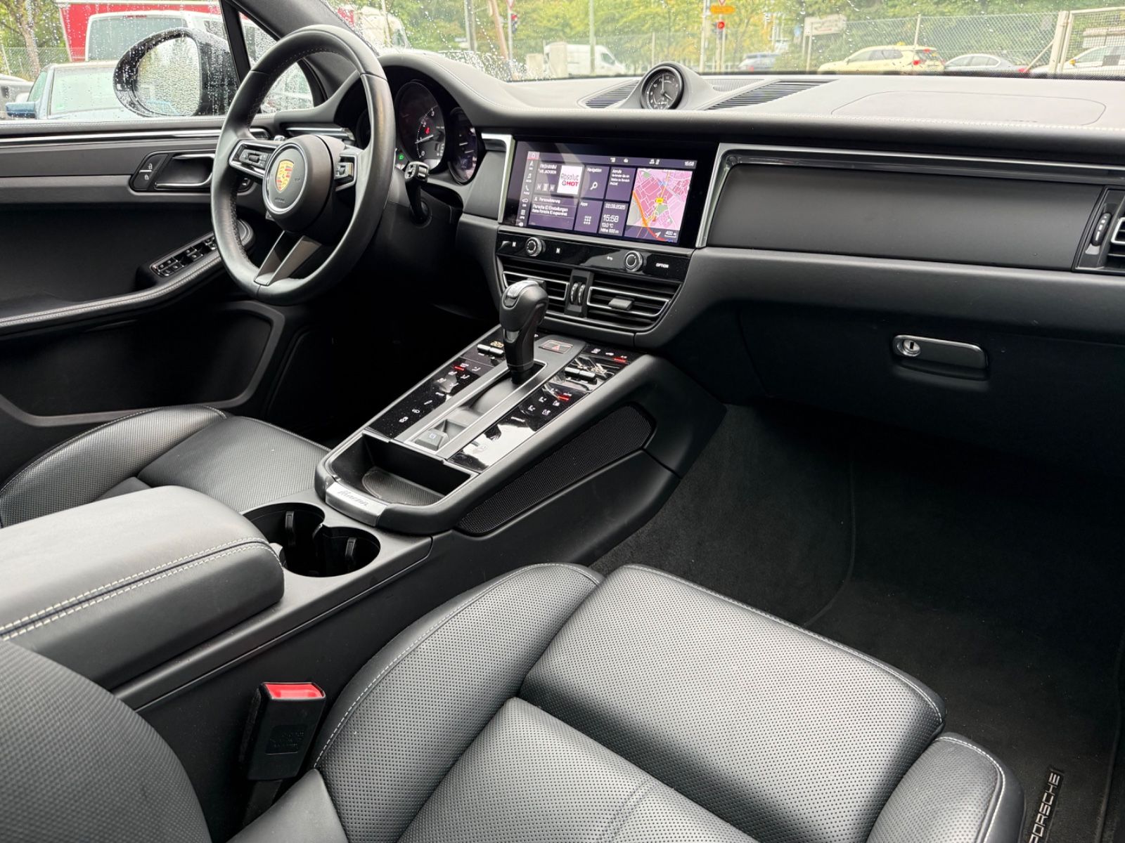 Porsche Macan TOP AUSSTATTUNG nur 28 TKM NP 93593,--