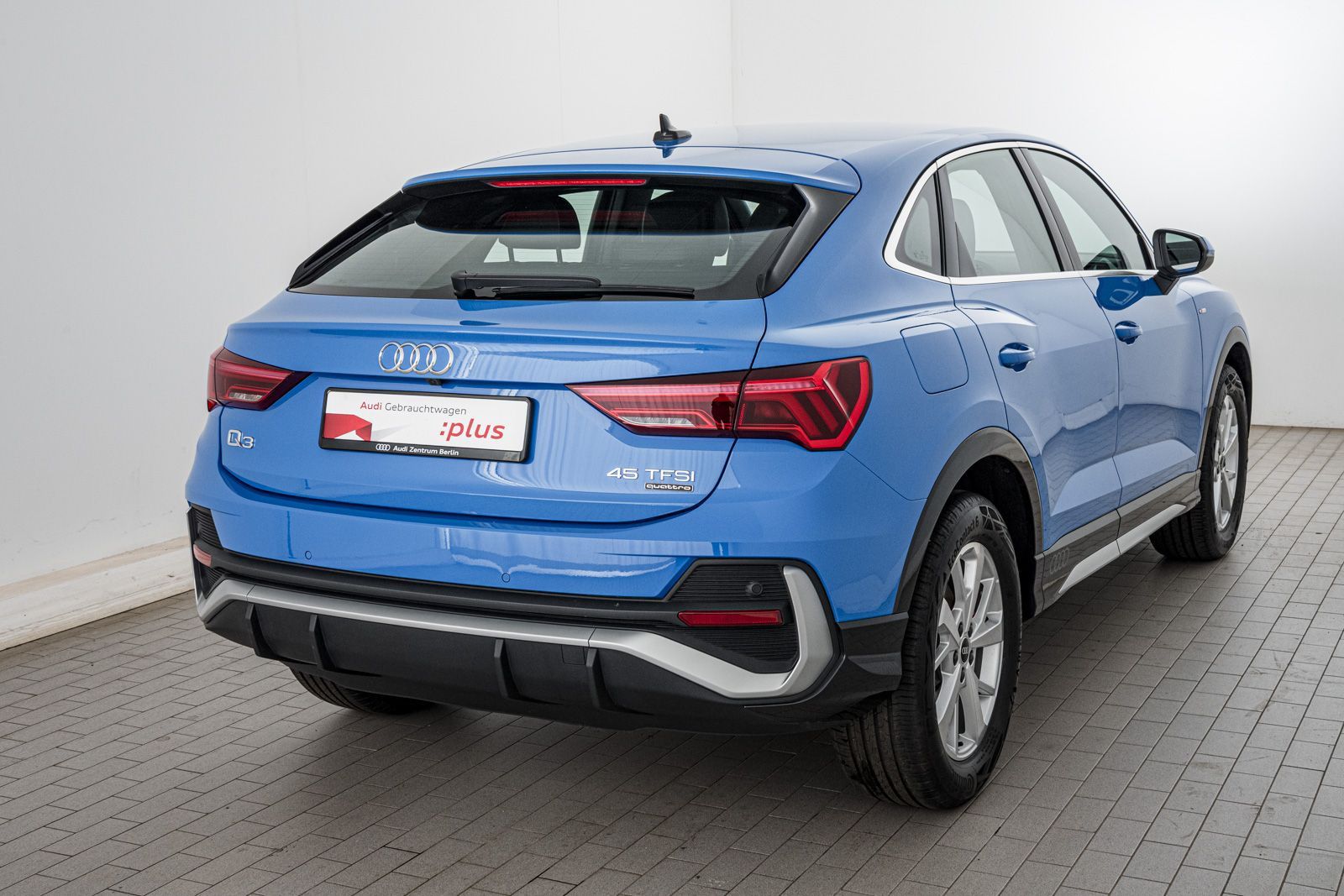 Audi Q3 Sportback S line 45 TFSI quattro - Samsaru's Car Outlet