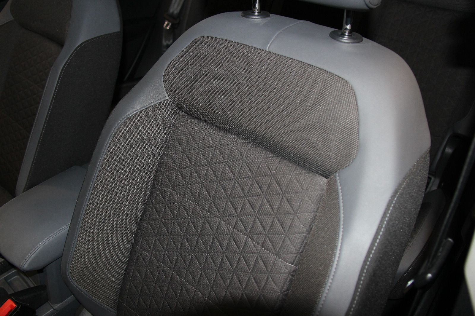 Volkswagen T-Cross Style - Samsaru's Car Outlet
