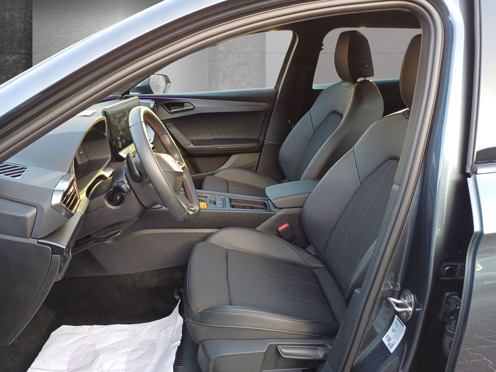 Cupra Leon Sportstourer - Samsaru's Car Outlet