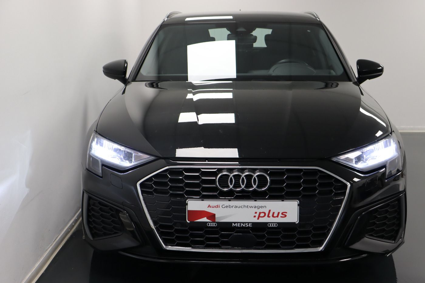 Audi A3 Sportback 35 TDI S tronic S line - Samsaru's Car Outlet