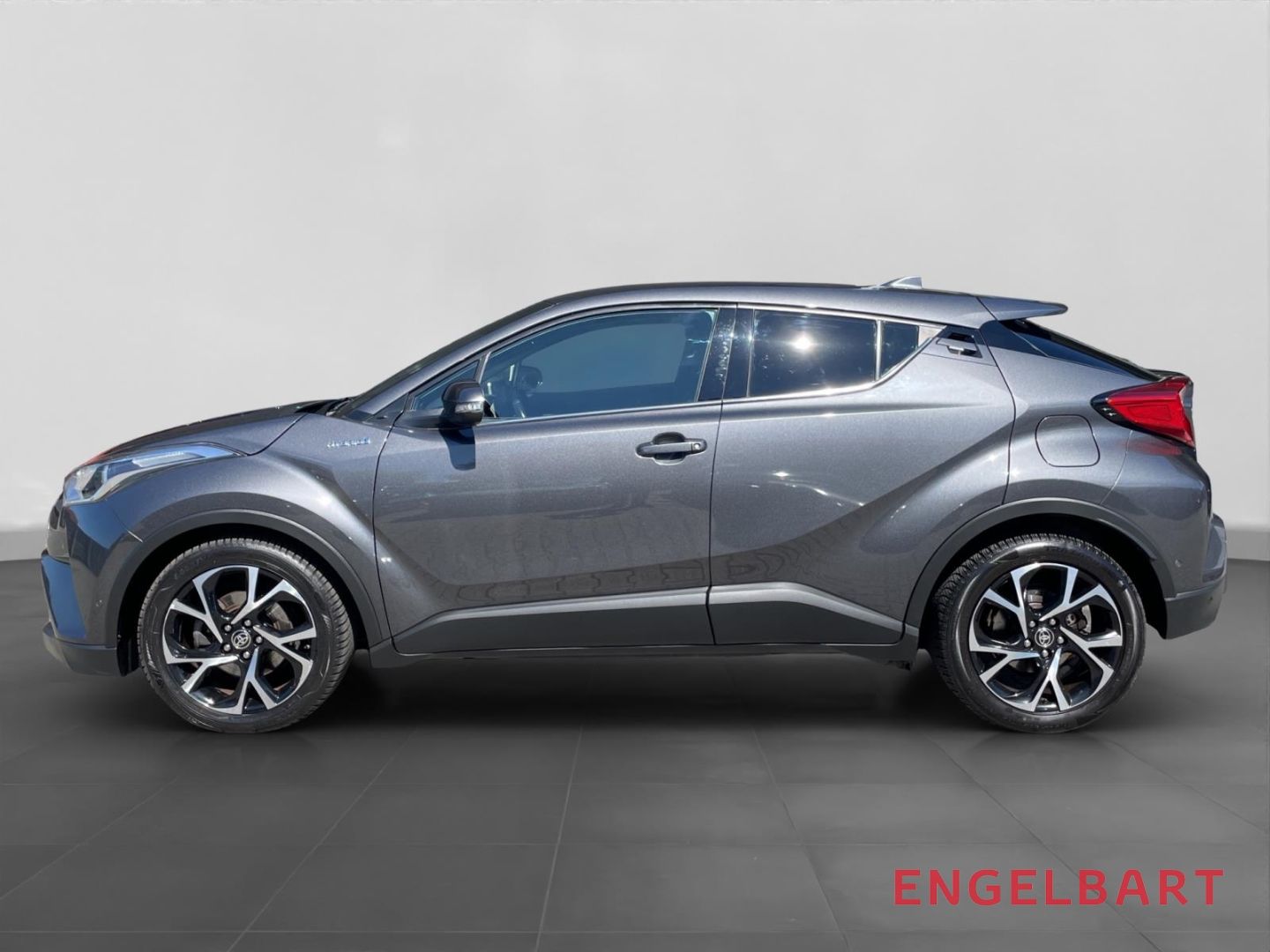 Toyota C-HR 1.8 Hybrid - Samsaru's Car Outlet