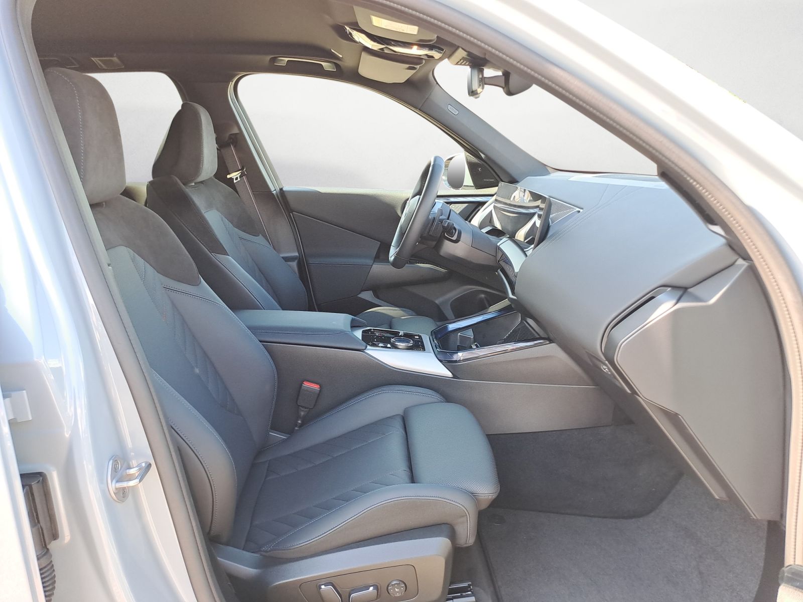 BMW X3 xDrive20i M Sportpaket - Samsaru's Car Outlet