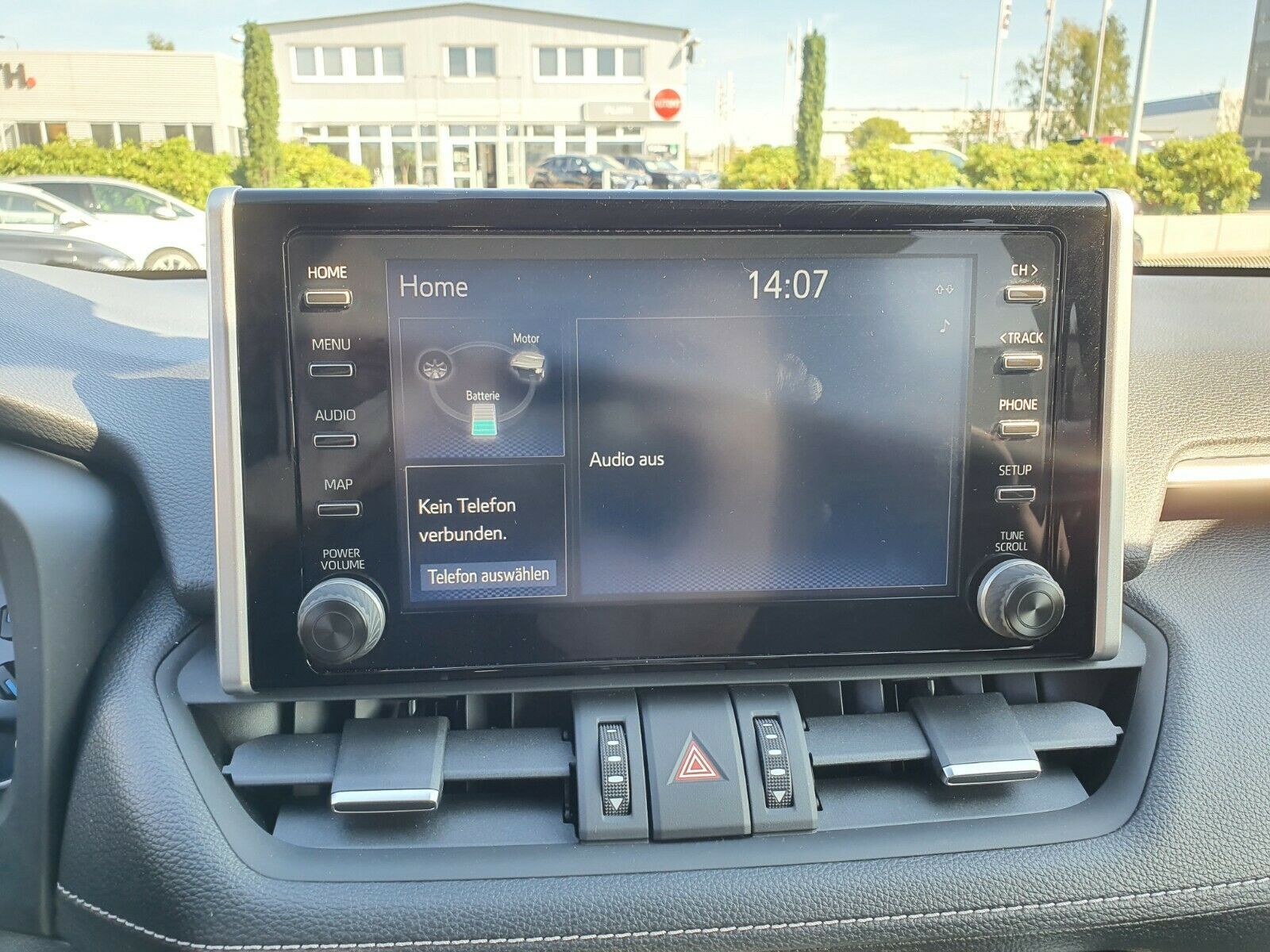 Toyota RAV 4 2.5 Hybrid - Samsaru's Car Outlet
