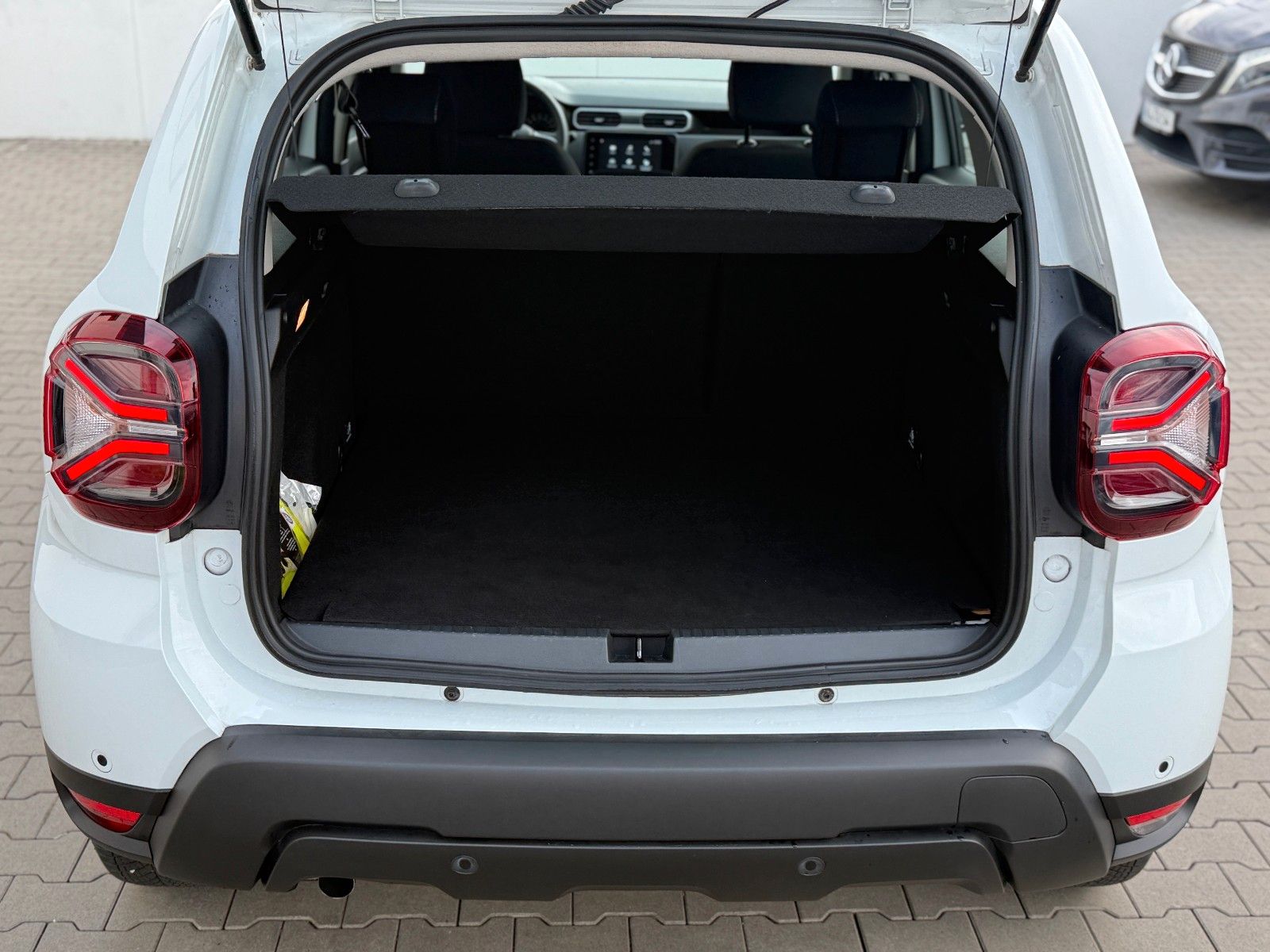 Dacia Duster II Expression 4WD - Samsaru's Car Outlet