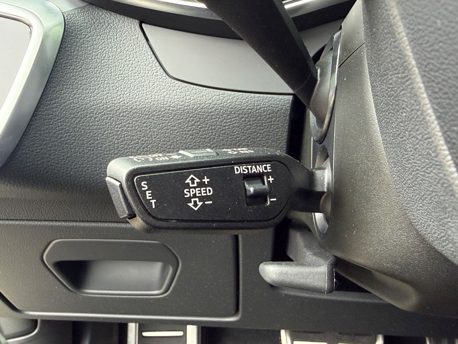 Audi A6 45 TFSI S-Line °StdHz°Matrix°R-Kamera°AHK°HUP