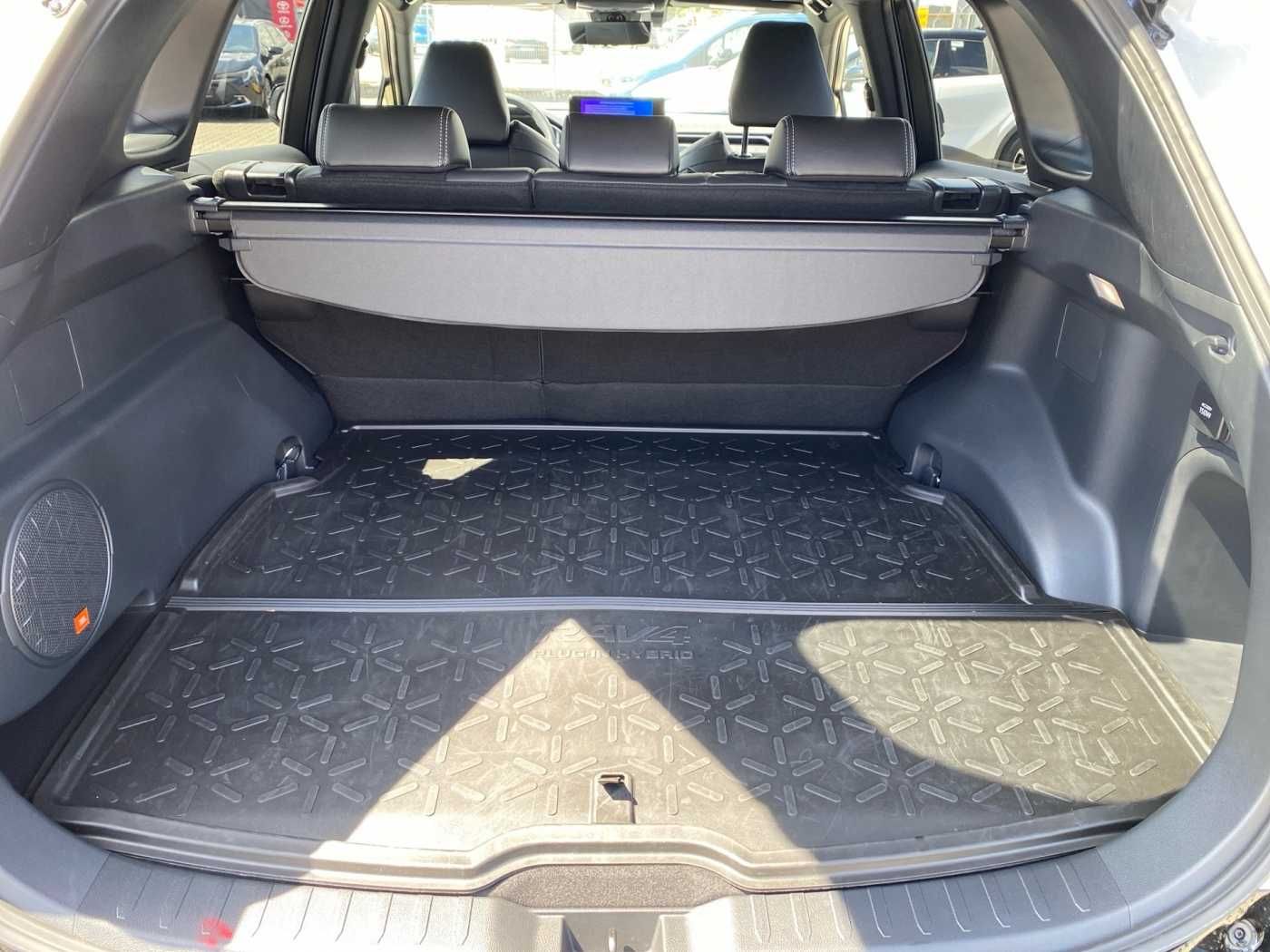 Toyota RAV4 Plug-in-Hybrid 4x4 GR Sport - Samsaru's Car Outlet